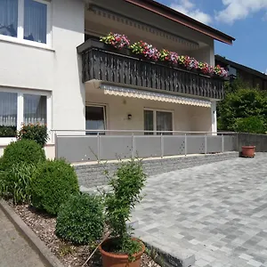 Ferienwohnung Meisenzahl Buergstadt